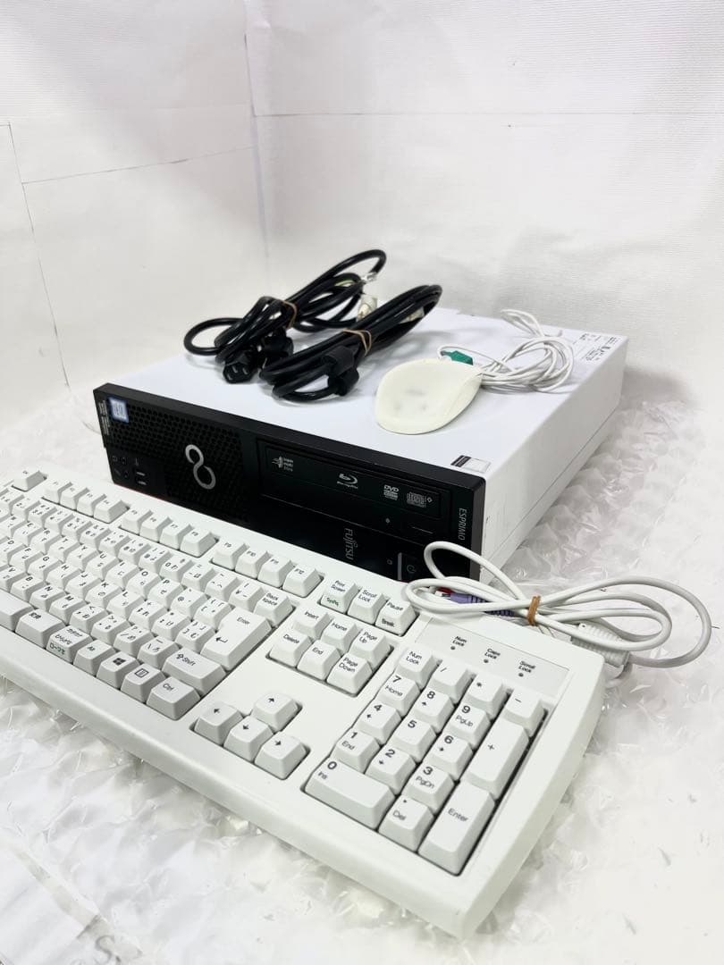 SSD480GB/ 高性能Core i5-7500/16GB/富士通 D587