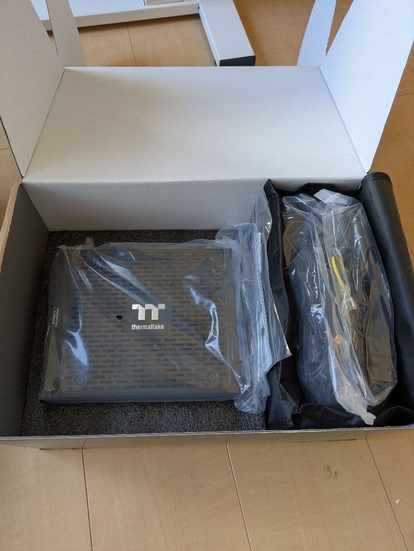 Thermaltake 電源ユニット 未使用 1550w