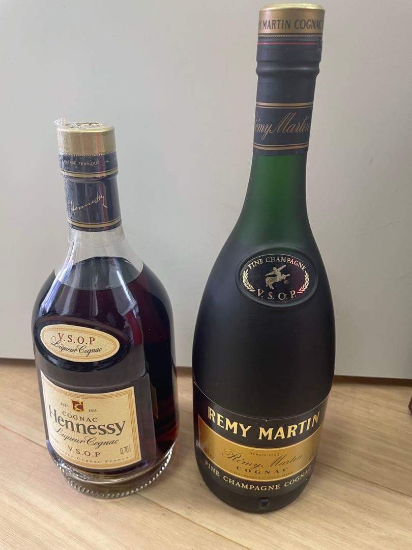 ヘネシー　レミーマルタン2本