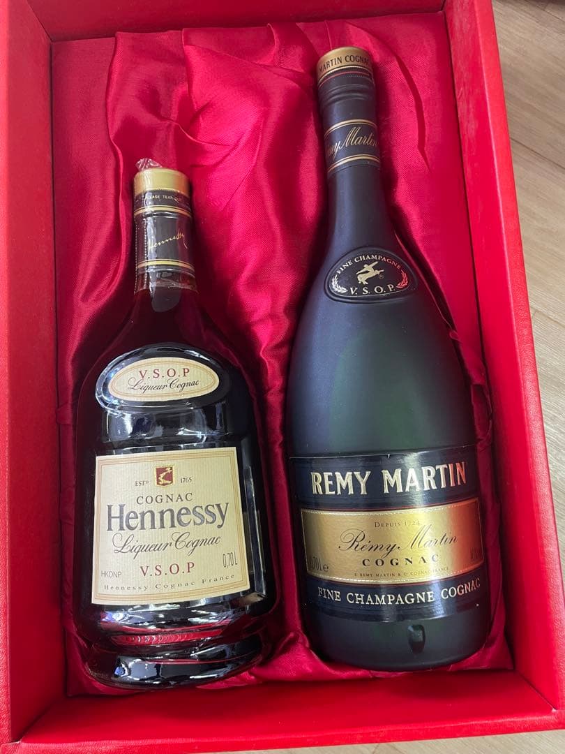 ヘネシー　レミーマルタン2本
