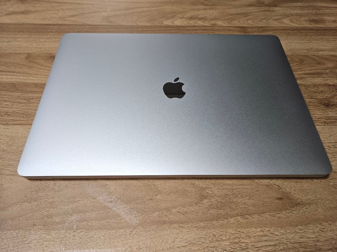 【極美品・おまけ付】MacBook Pro (16-inch, 2019)