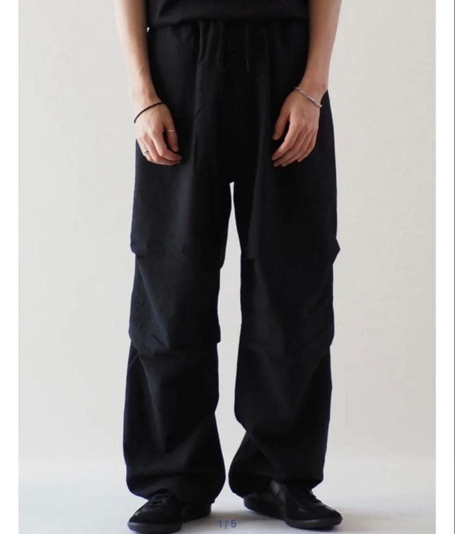 美品 24ss comoli ウールニータック チャコール　希少サイズ 1