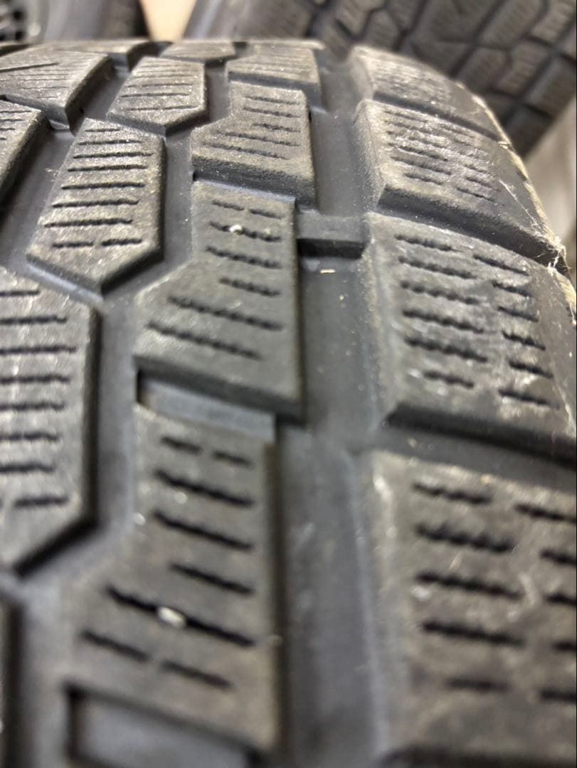 N*o様 Yokohama iceGUARD G075 285/60R18 タン