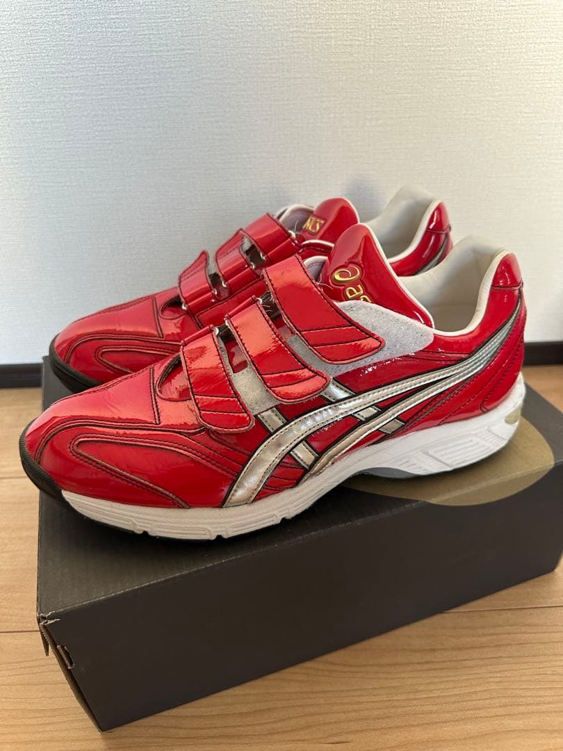 asics アップシューズです