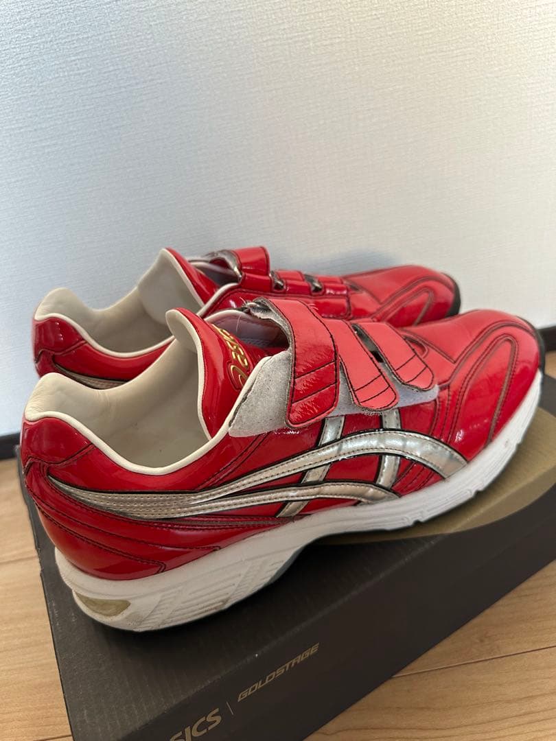 asics アップシューズです