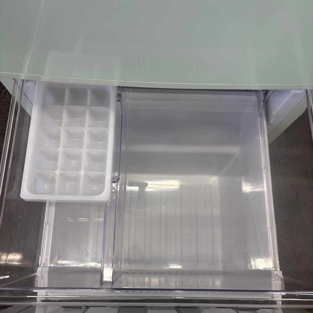 12　冷蔵庫　一人暮らし　右開き　綺麗　中古　レトロ　設置無料　安い‼️