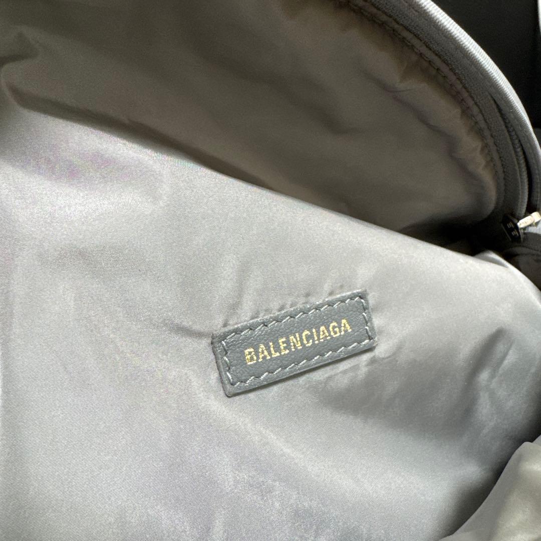BALENCIAGA ボディバッグ