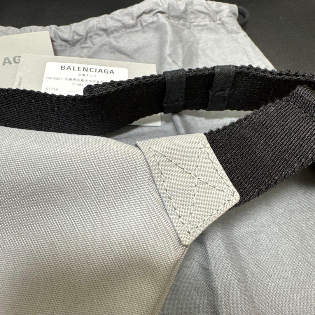 BALENCIAGA ボディバッグ