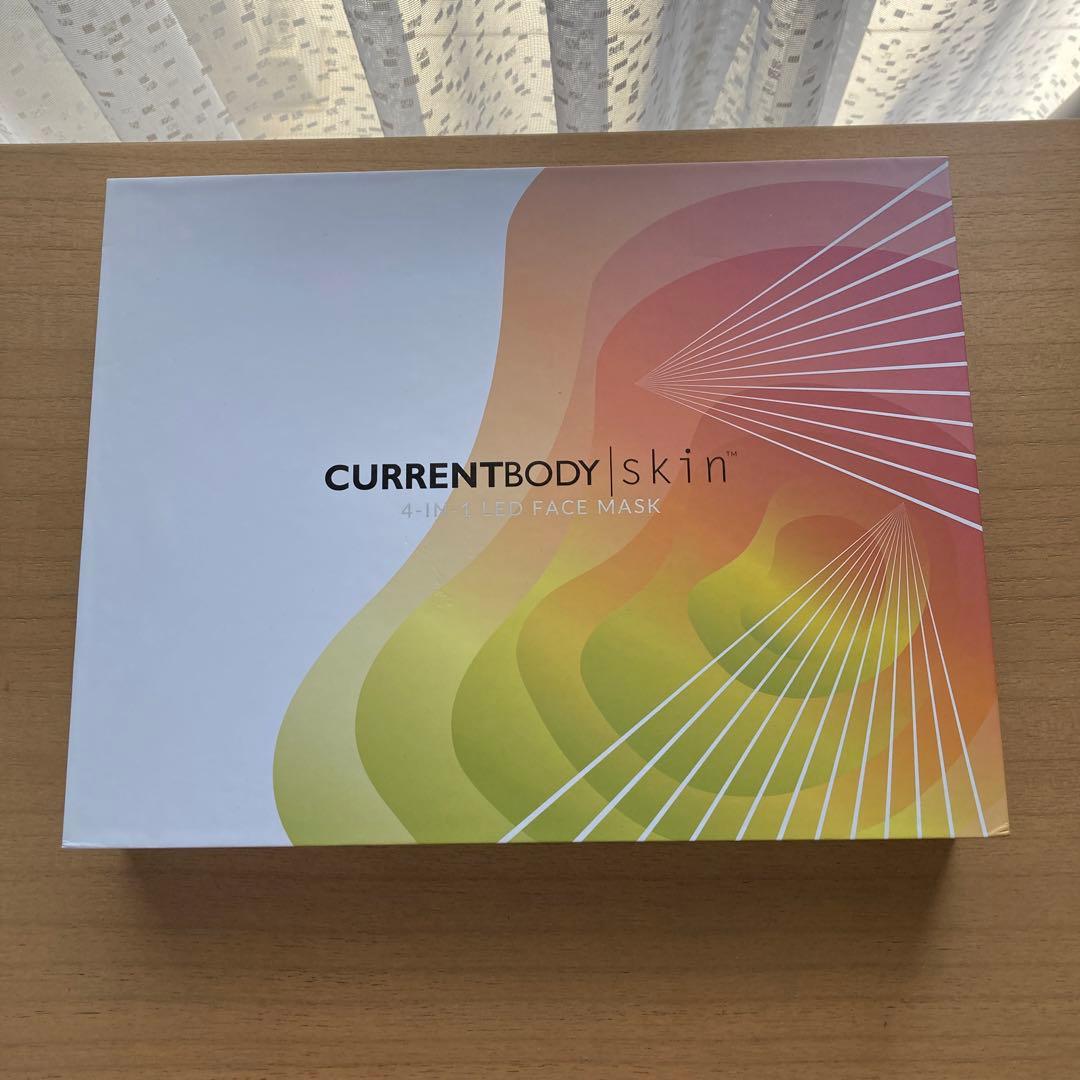CURRENTBODY 4-in-1 LEDフェイスマスク