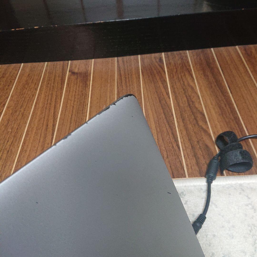 DELL 13.3インチノートPC