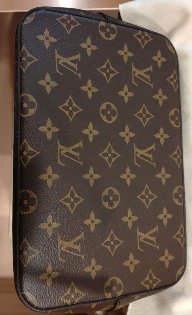 【新品 未使用】Louis Vuitton モノグラム ショルダーバッグ