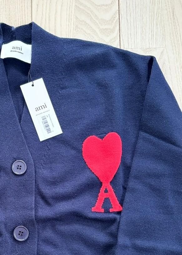 【新品】AMI PARIS アミパリス カーディガン 黒 Sサイズ