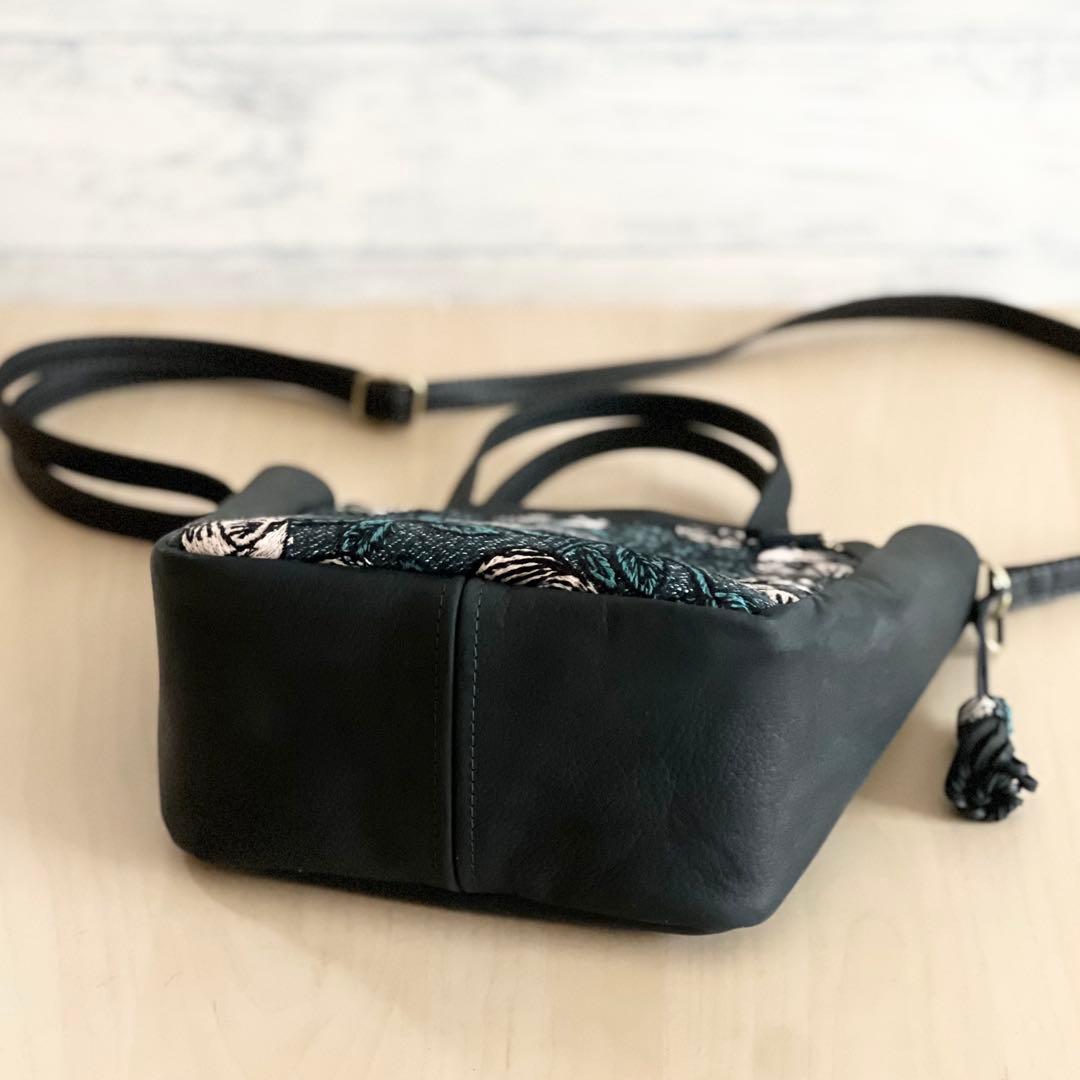 トート型本革ショルダーバッグ　rosy TB512-142