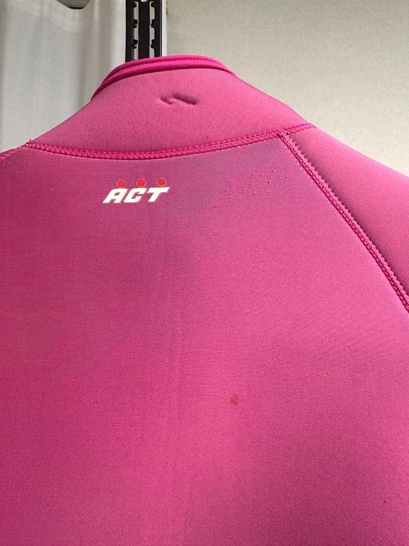 モビーズ ウエットスーツ ツーピース　SHE'S COCO 上下セット