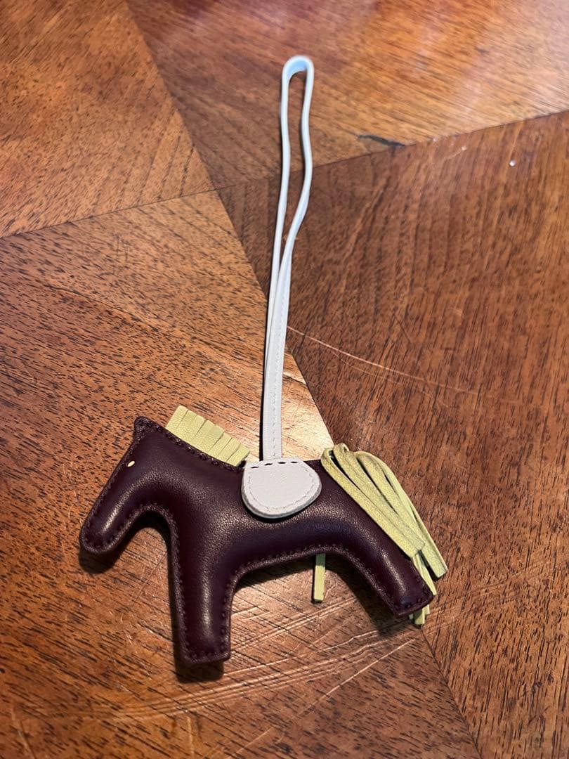 HERMES ロデオ　チャーム