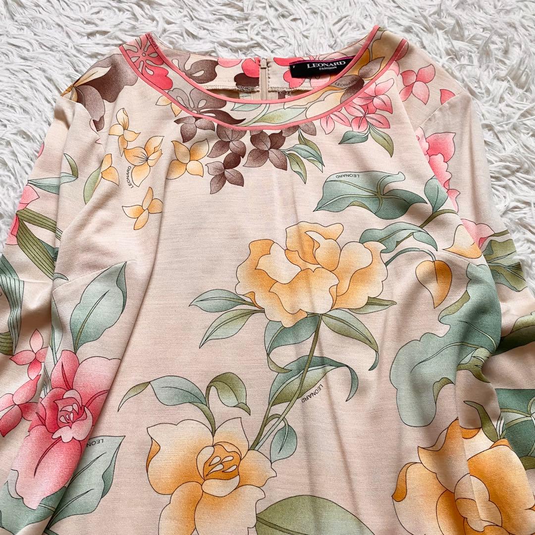 極美品■レオナール　シルク　花柄　長袖トップス　上品　日本製　L