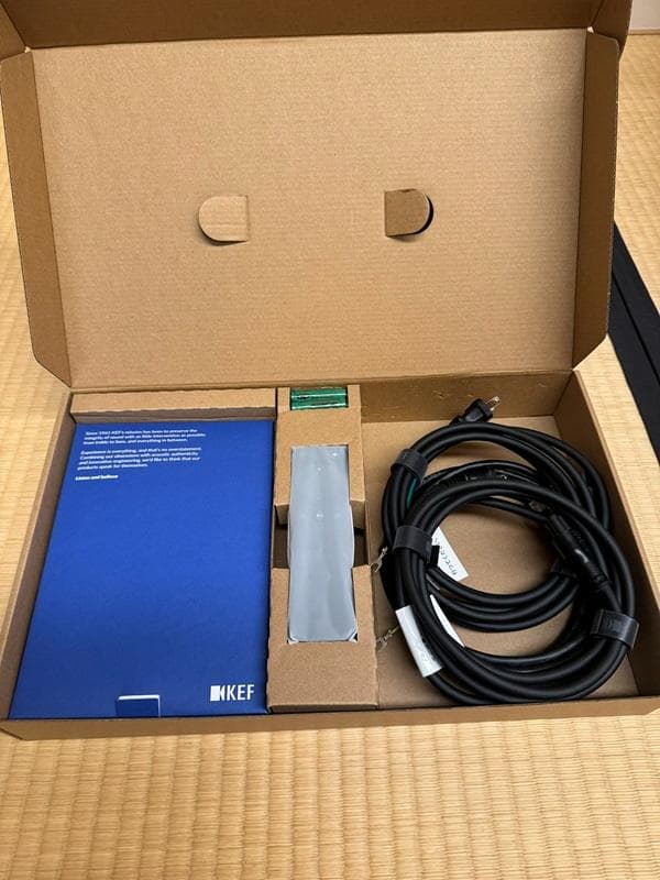 KEF LSX II スピーカー（カーボンブラック）