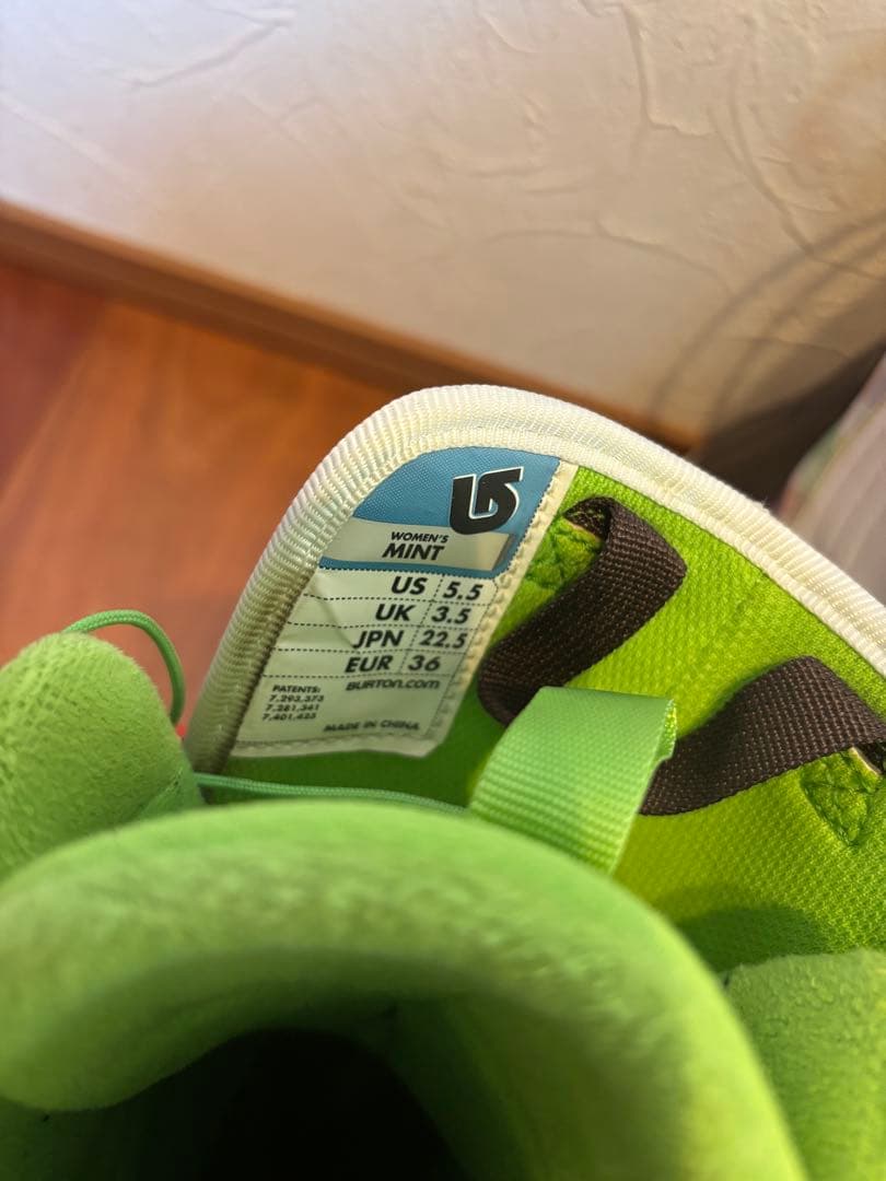 Burton Mint スノーボードブーツ 22.5cm レディース、キッズ