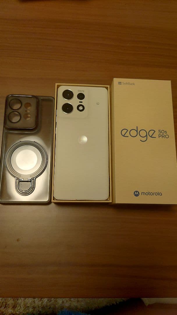 Motorola edge 50s PRO バニラ 本体