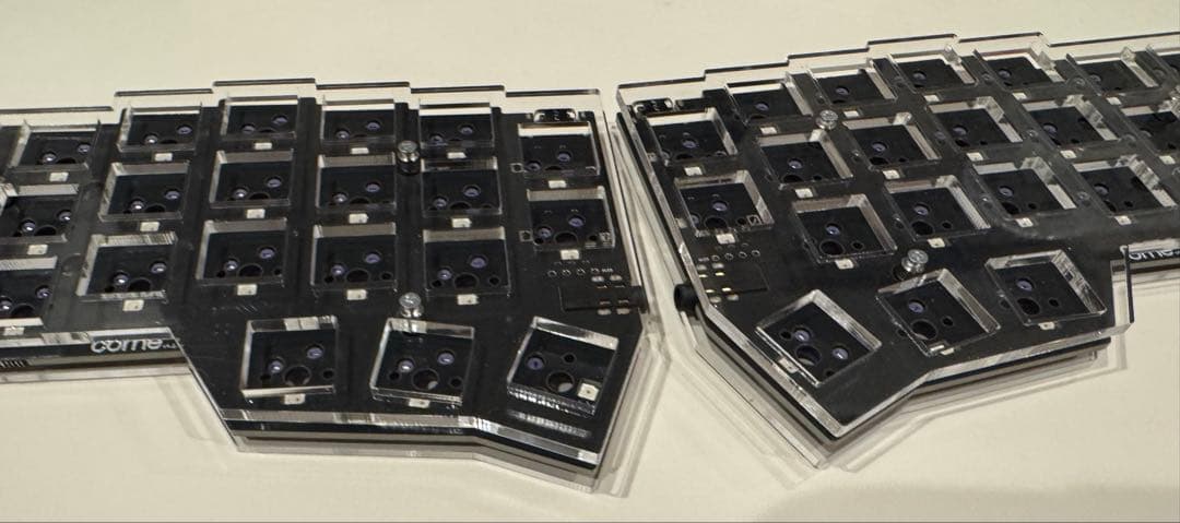 【新品】corne v4 cherry 完成品　スケルトン　透明アクリル