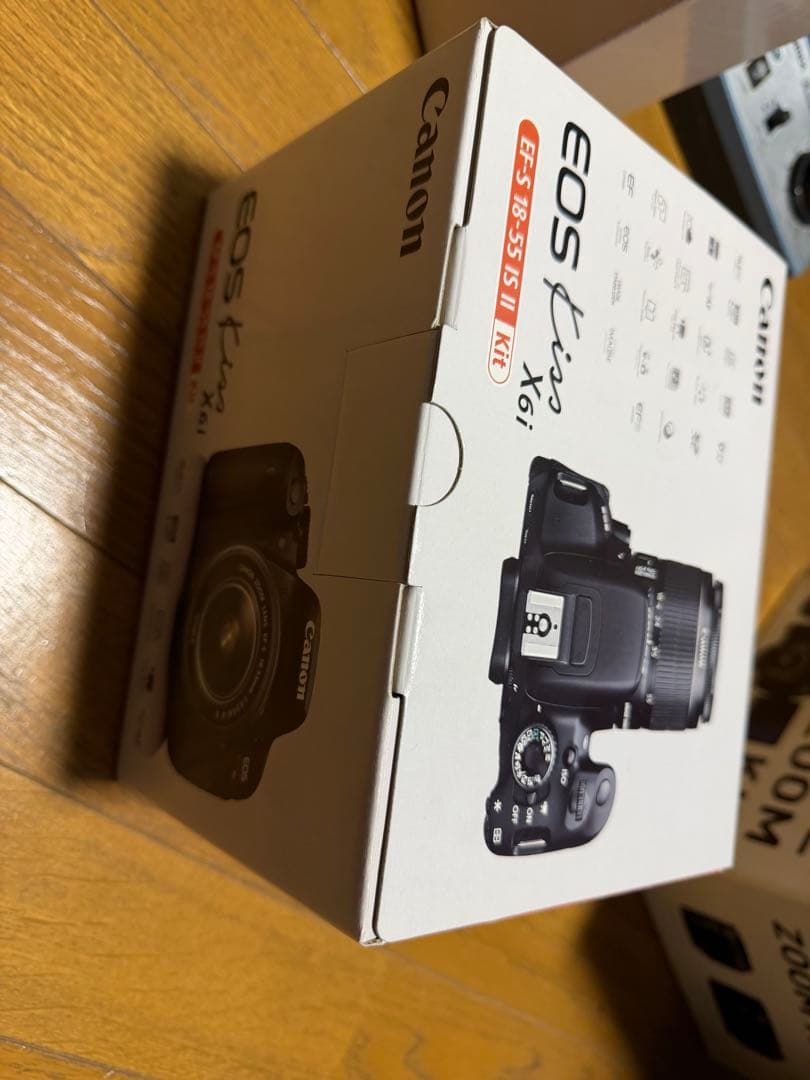 Canon EOS kiss X6i デジタル一眼レフカメラ ダブルズームキット
