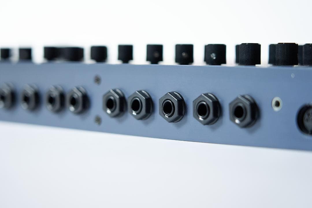 Acidlab miami アナログ ドラムマシン