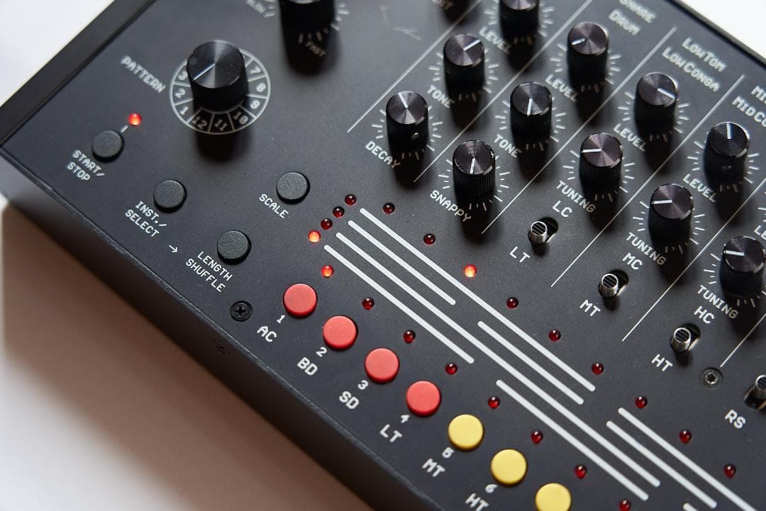 Acidlab miami アナログ ドラムマシン