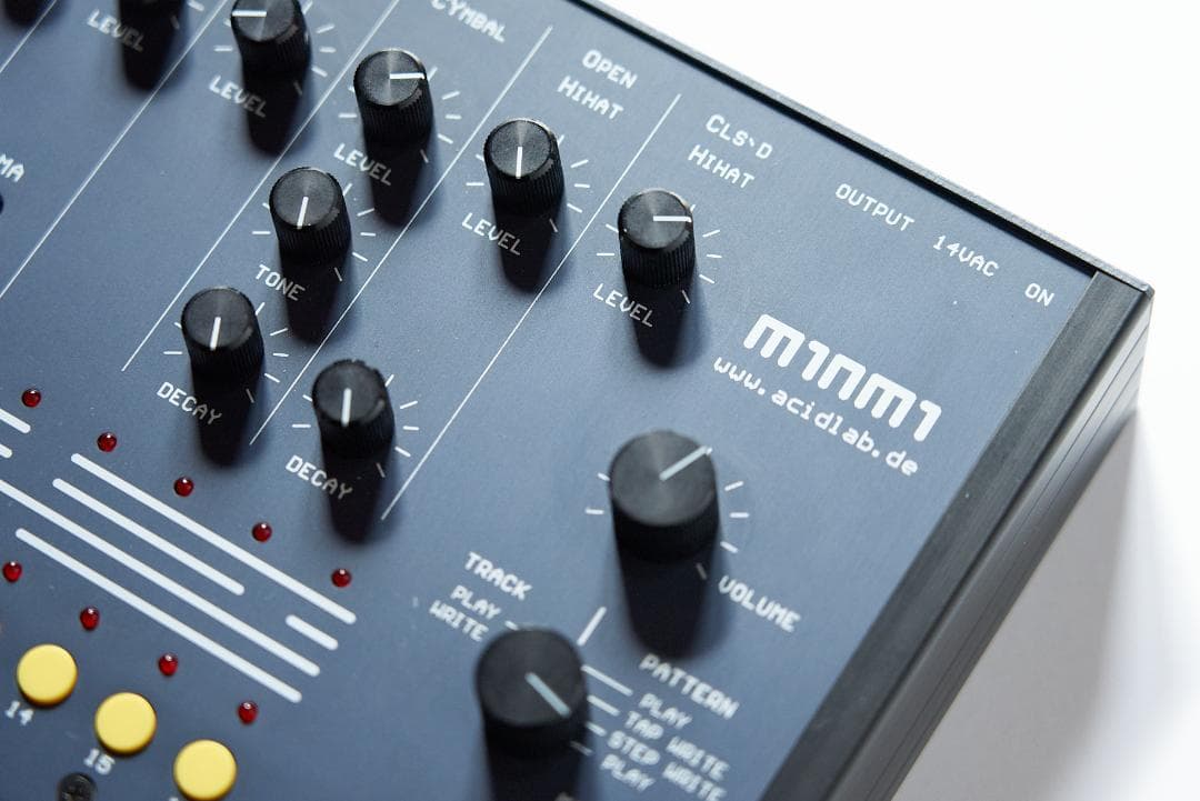 Acidlab miami アナログ ドラムマシン