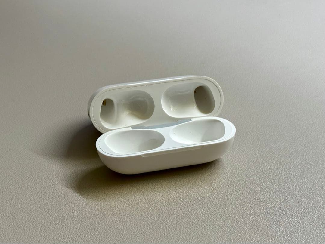 Air Pods Pro 第2世代 USB Type-C（箱・付属品あり）