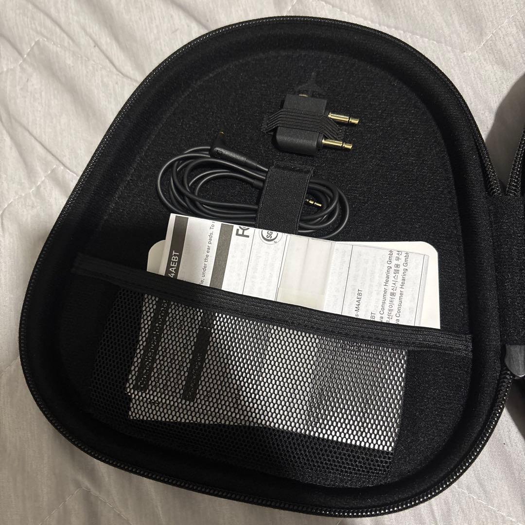 極美品Sennheiser momentum4 wireless