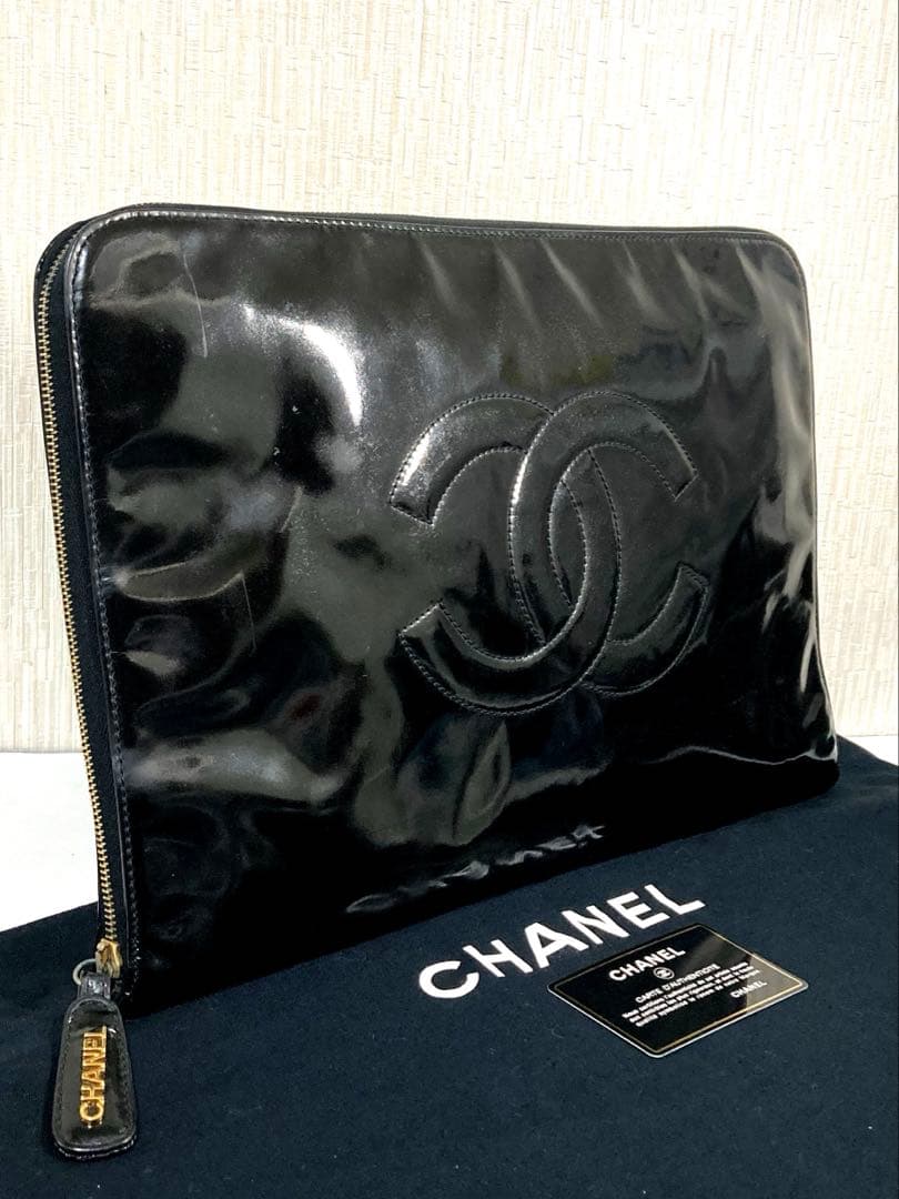 シャネル　ココマーク　パテントレザー　クラッチバッグ　ハンドバック　ブラック