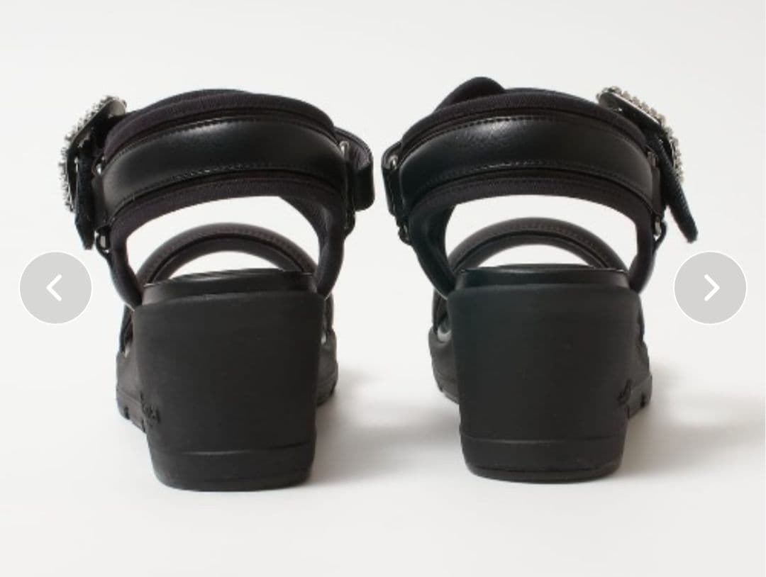 【試着のみ】プラスダイアナ　6cmヒールアップサンダル　ブラック