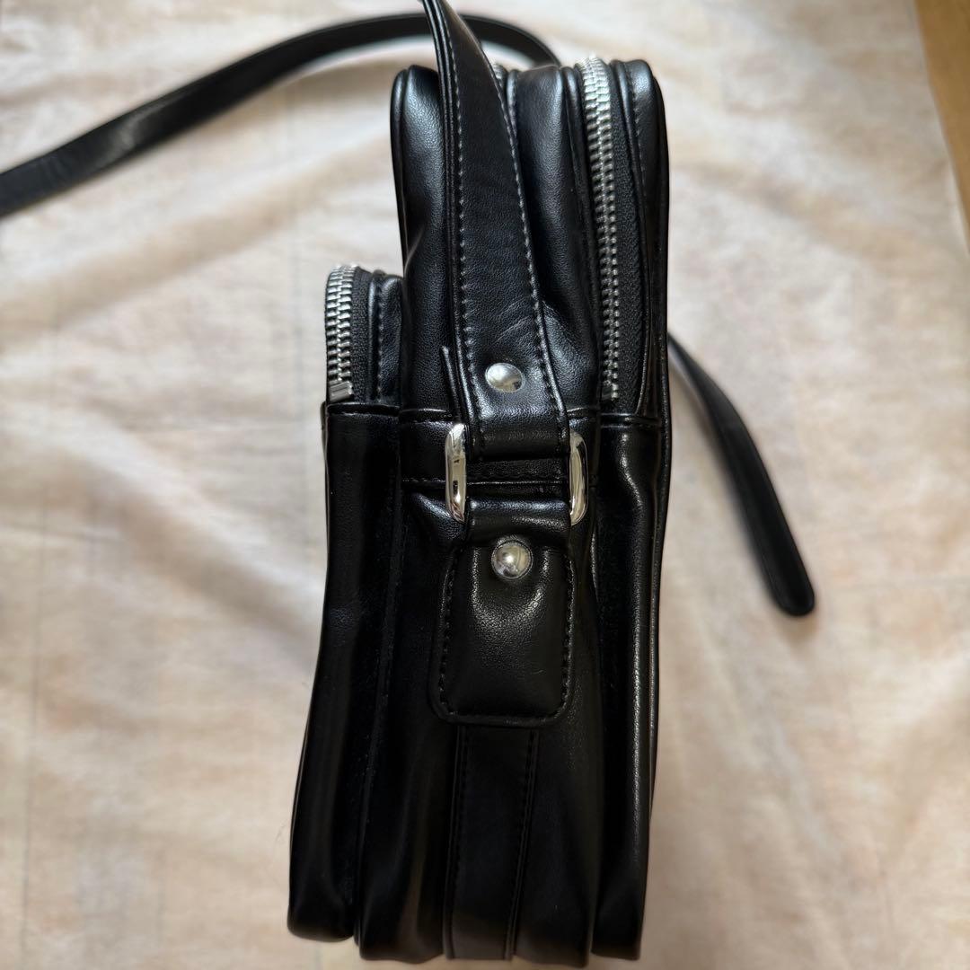 ☆極美品☆ コムデギャルソン　ショルダーバッグ　肩掛け　斜め掛け　ブラック
