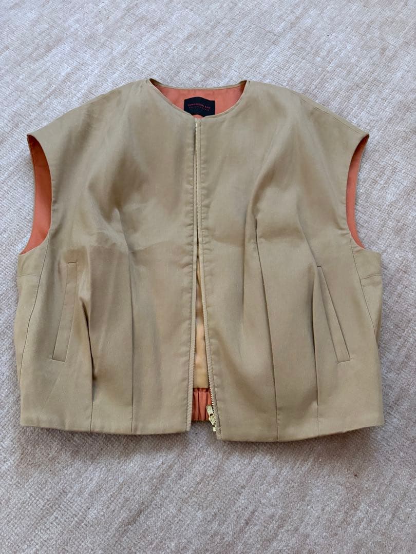 トゥモローランド　コットンリネンリバー ジップアップジレ