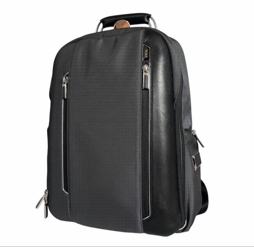 n*。様 極美品✨　トゥミ　アライブ　ローガン　バックパック　リュック　ビジネス