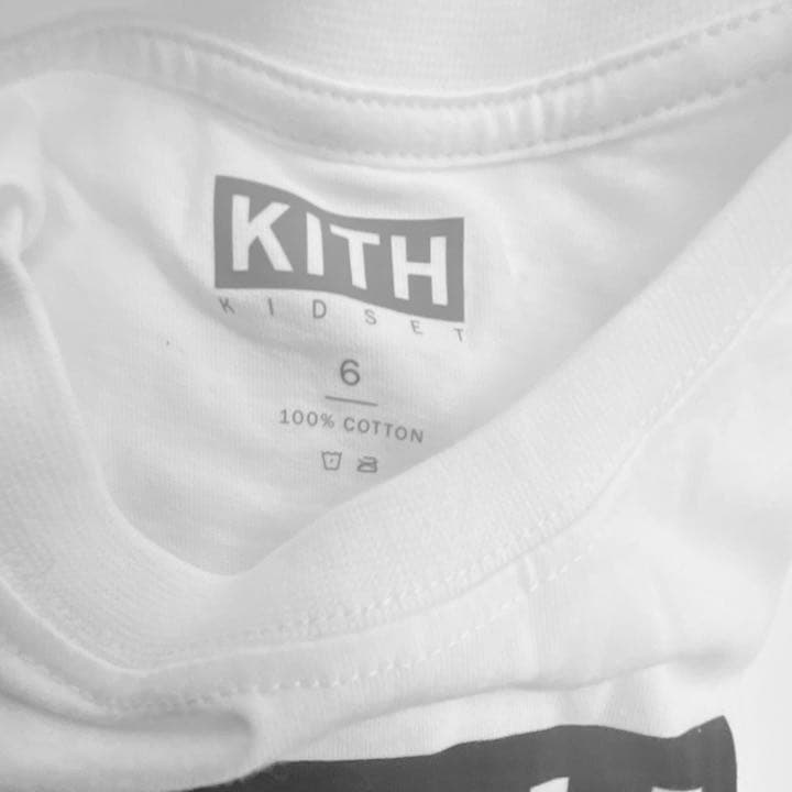 【 KITH 】ボックスロゴTシャツ　キッズ6サイズ