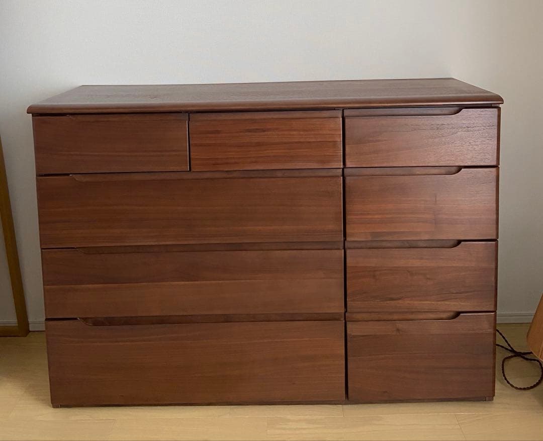 最終値下げ　美品☆ニトリ　ローチェスト　洋服タンス