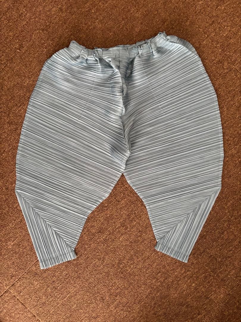 pleats please パンツ