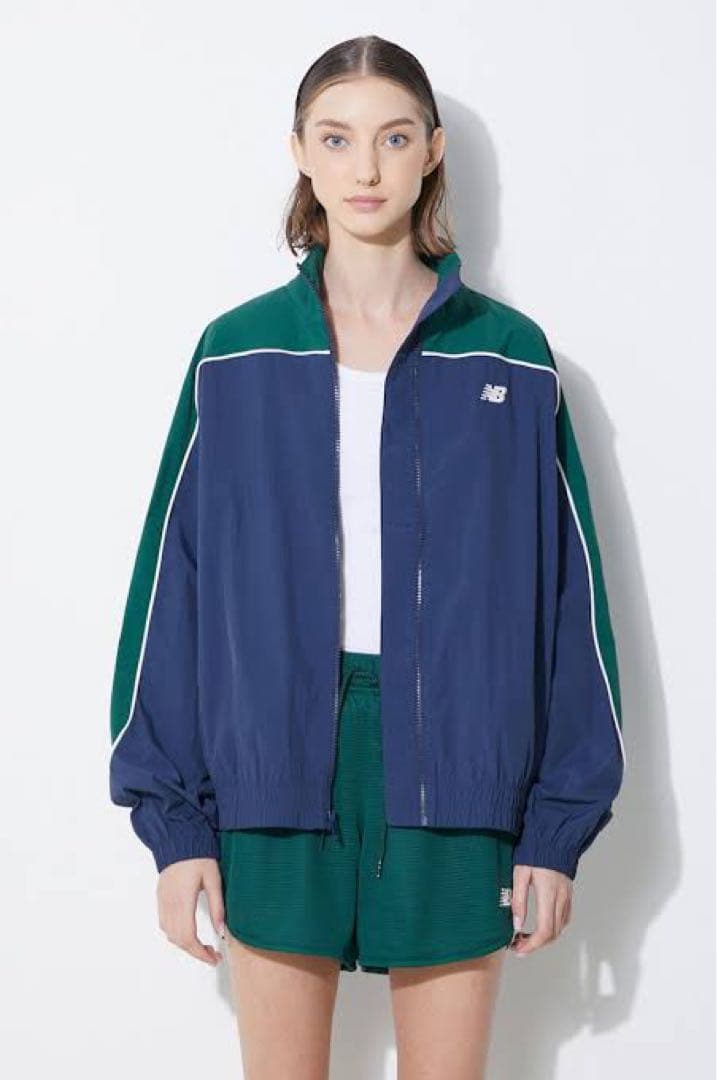 美品　New Balance ジャケット ネイビーグリーン