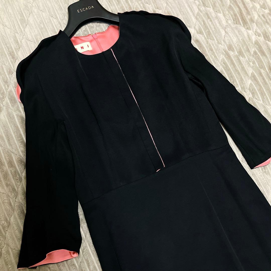 マルニ　ワンピース　ブラック　ピンク