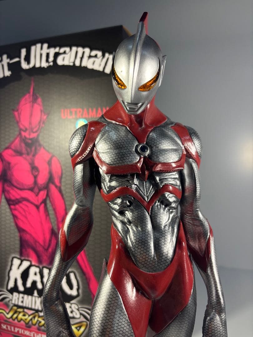 ACRO KAIJU REMIX SERIES にせ ウルトラマン