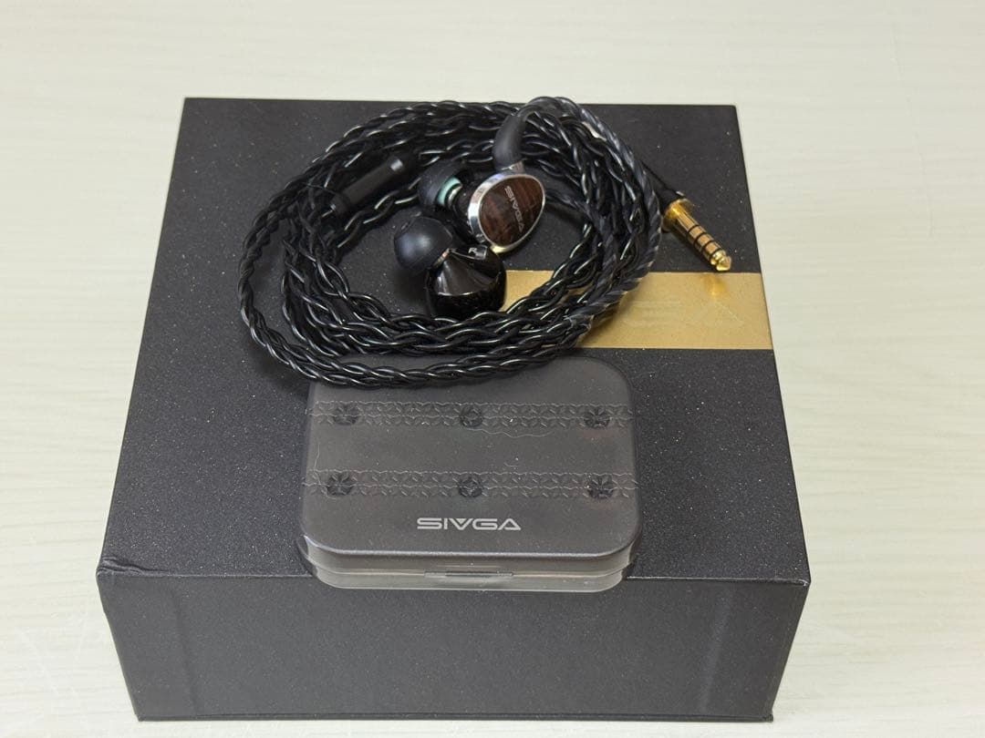 SIVGA 有線イヤホン ※専用のケースなし