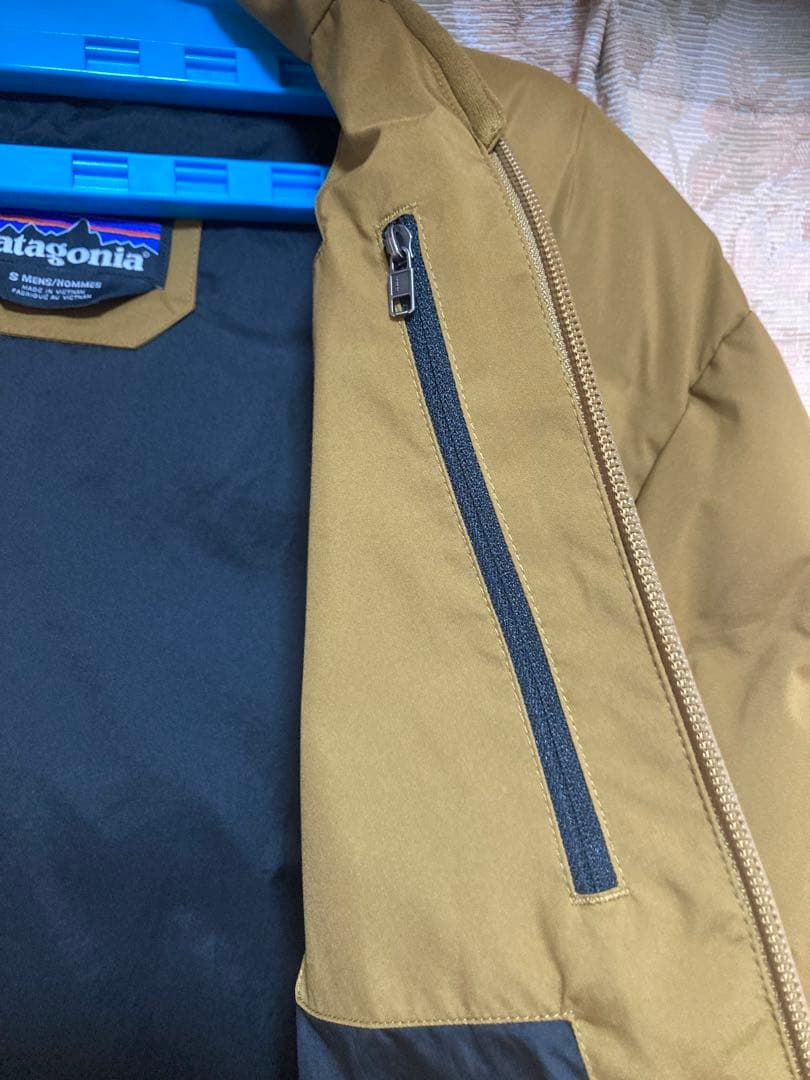 美品　パタゴニア ダウンジャケット ジャクソングレイシャー JKT