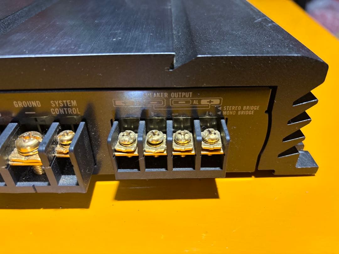 carrozzeria カロッツェリア PRS-A700 パワーアンプ