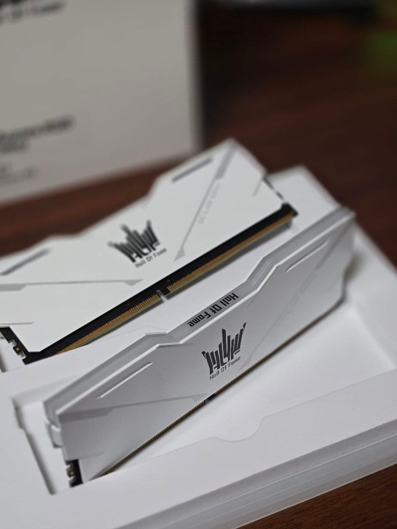 メモリー HOF OC Lab Aurora RGB DDR4 4000MHz 16GB