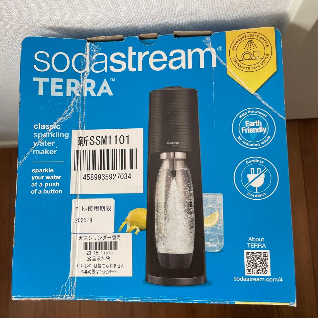 【新品未使用】sodastream TERRA 炭酸水メーカー 新SSM1101