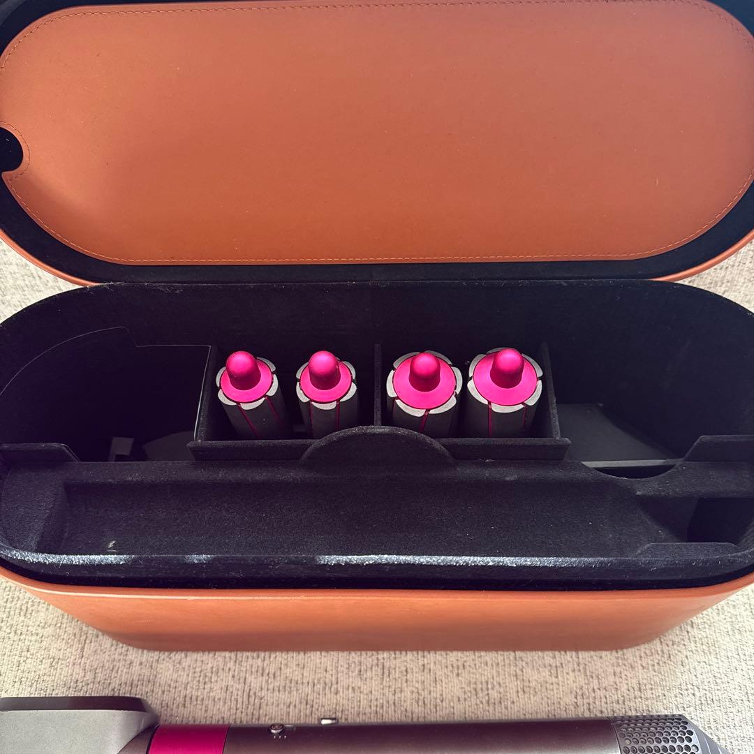 ダイソン　ドライヤー　エアラップ　ピンク　HS01 volume + shape