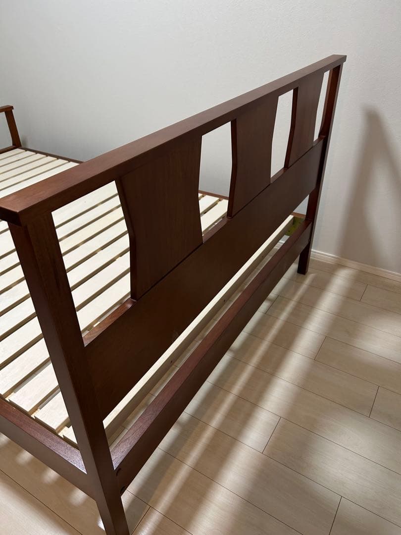 BROOKS BEDダブルサイズ ACME Furniture 使用1年程度