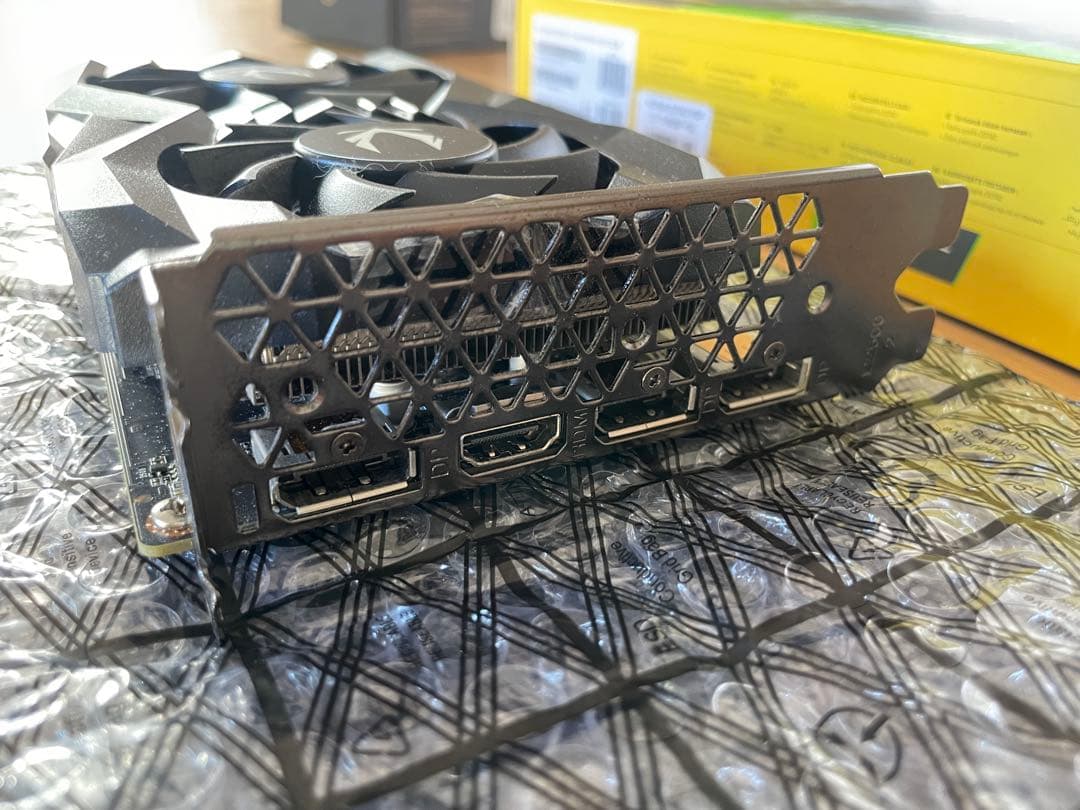 グラフィックボード・グラボ・ビデオカード GEFORCE GTX 1660 Super 6GB ZOTAC GAMING