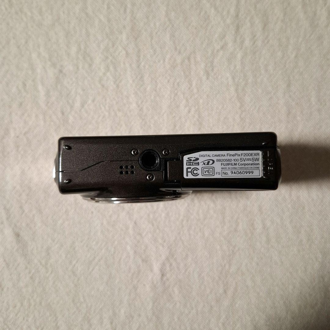 FINEPIX F200EXR デジカメ コンデジ 富士フイルム